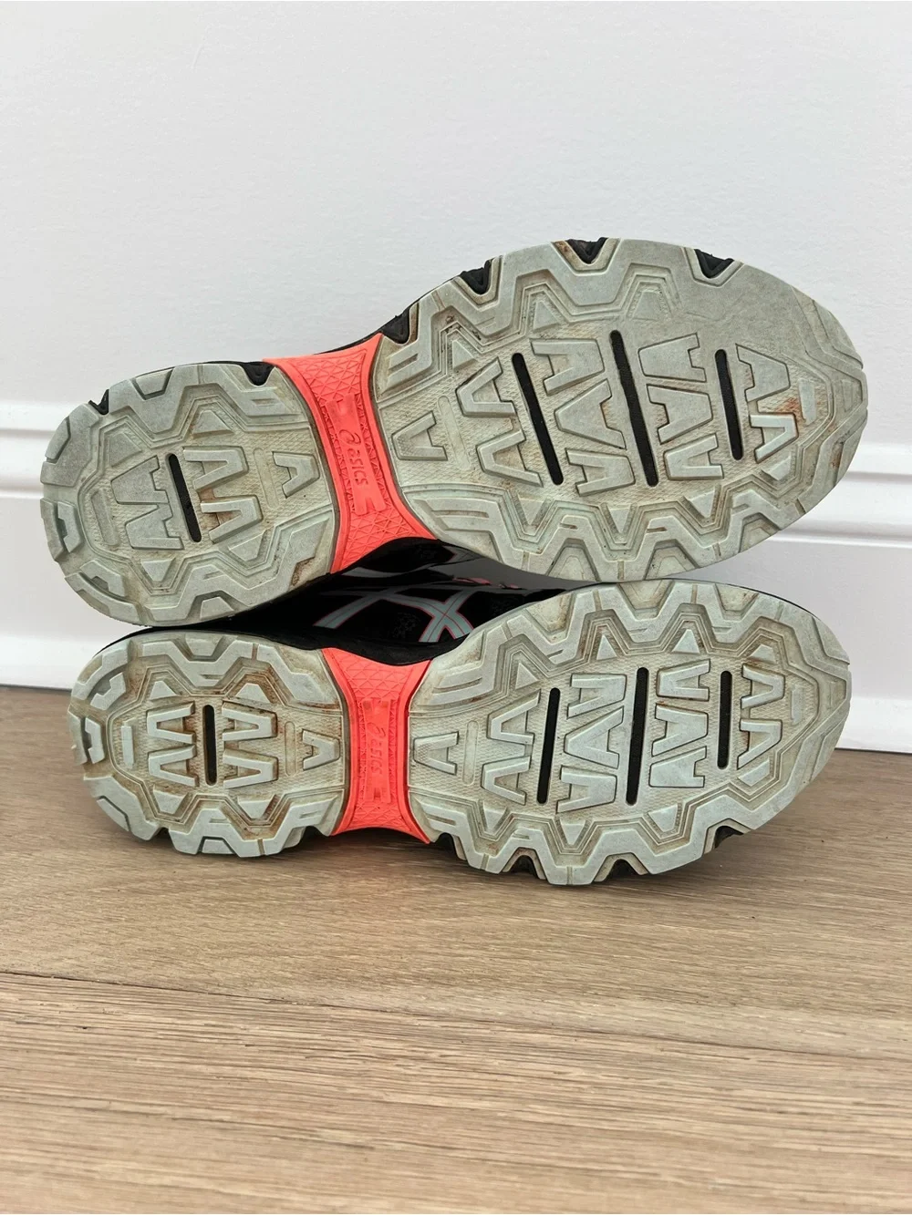 Asics Gel-Venture 8 Trail Running Shoes Women Size 7.5 Black 1012A708 Sneaker